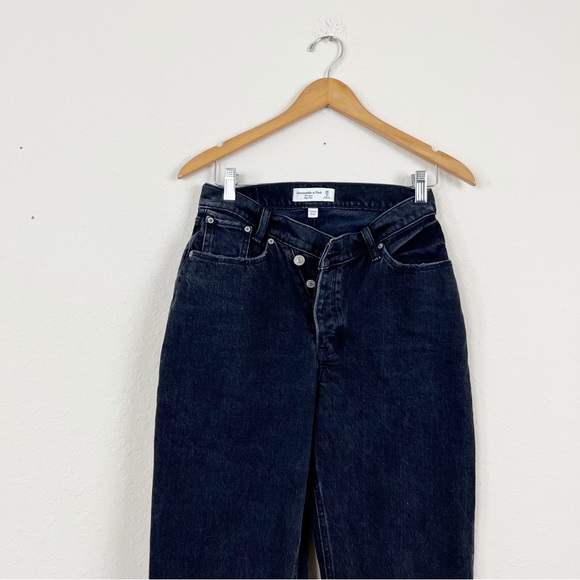 Abercrombie & Fitch The Dad High Rise Black Jeans Curve Love Size 2 - Picture 2 of 6